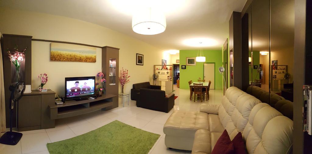 Qaiser Executive Stay East Lake Residence Kampong Bohol エクステリア 写真