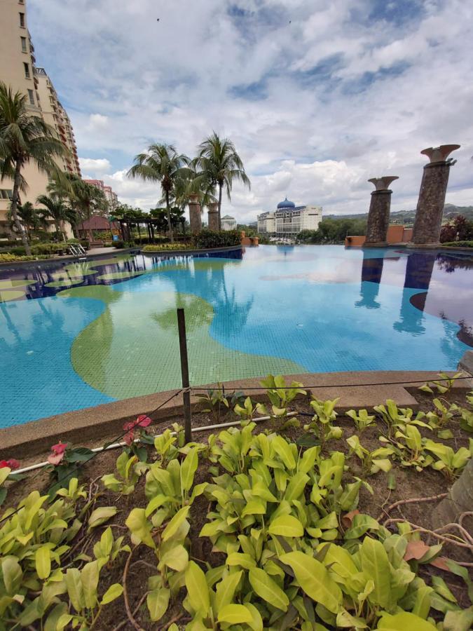 Qaiser Executive Stay East Lake Residence Kampong Bohol エクステリア 写真